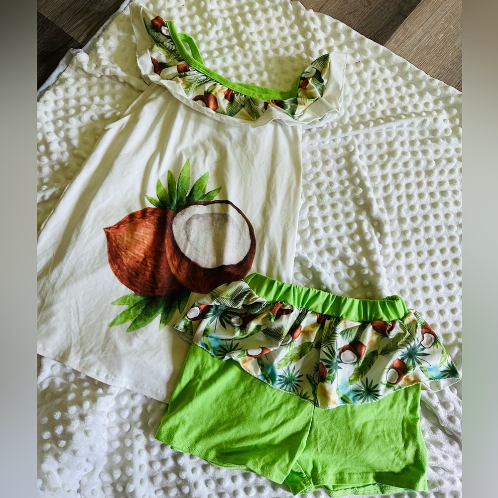 Boutique girls Coconut Summer Shorts Outfit 14/16